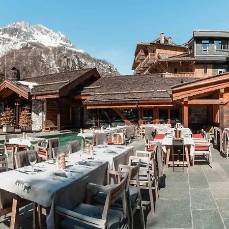 ホテル Le Blizzard 5*