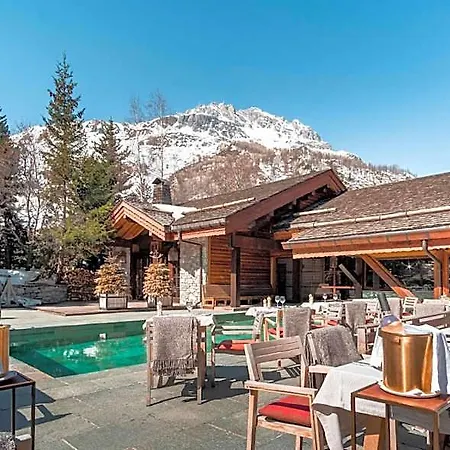 Le Blizzard Hotel